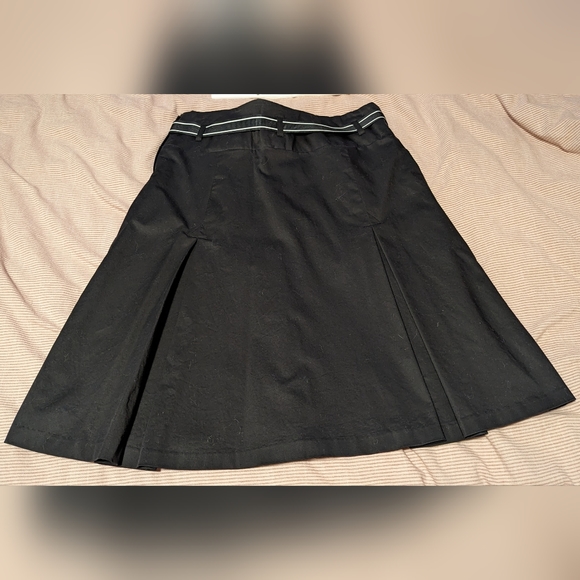 H&M Vintage styling Black pleated A-line Skirt - Picture 3 of 5
